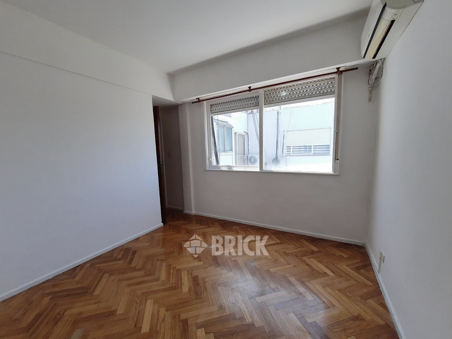 CHARCAS al 3000 Piso 10 6