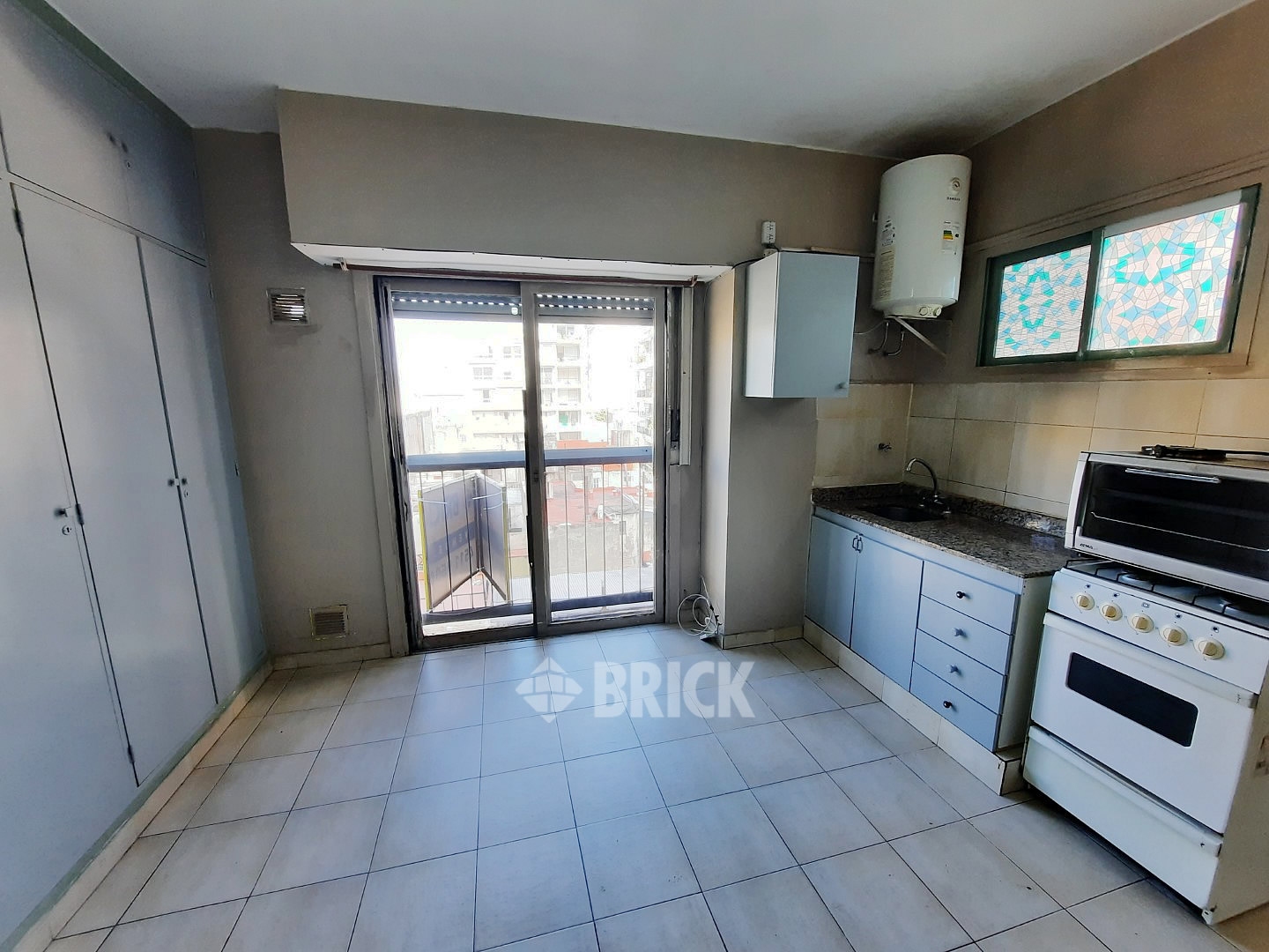 INDEPENDENCIA, AV. al 900 Piso 5 4