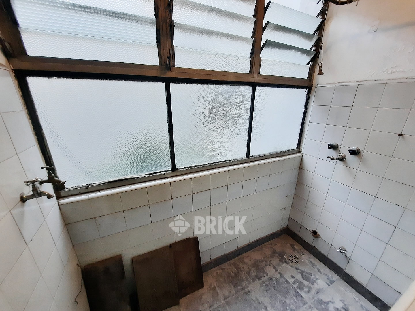 LACROZE, FEDERICO, AV. al 3700 Piso 2 24