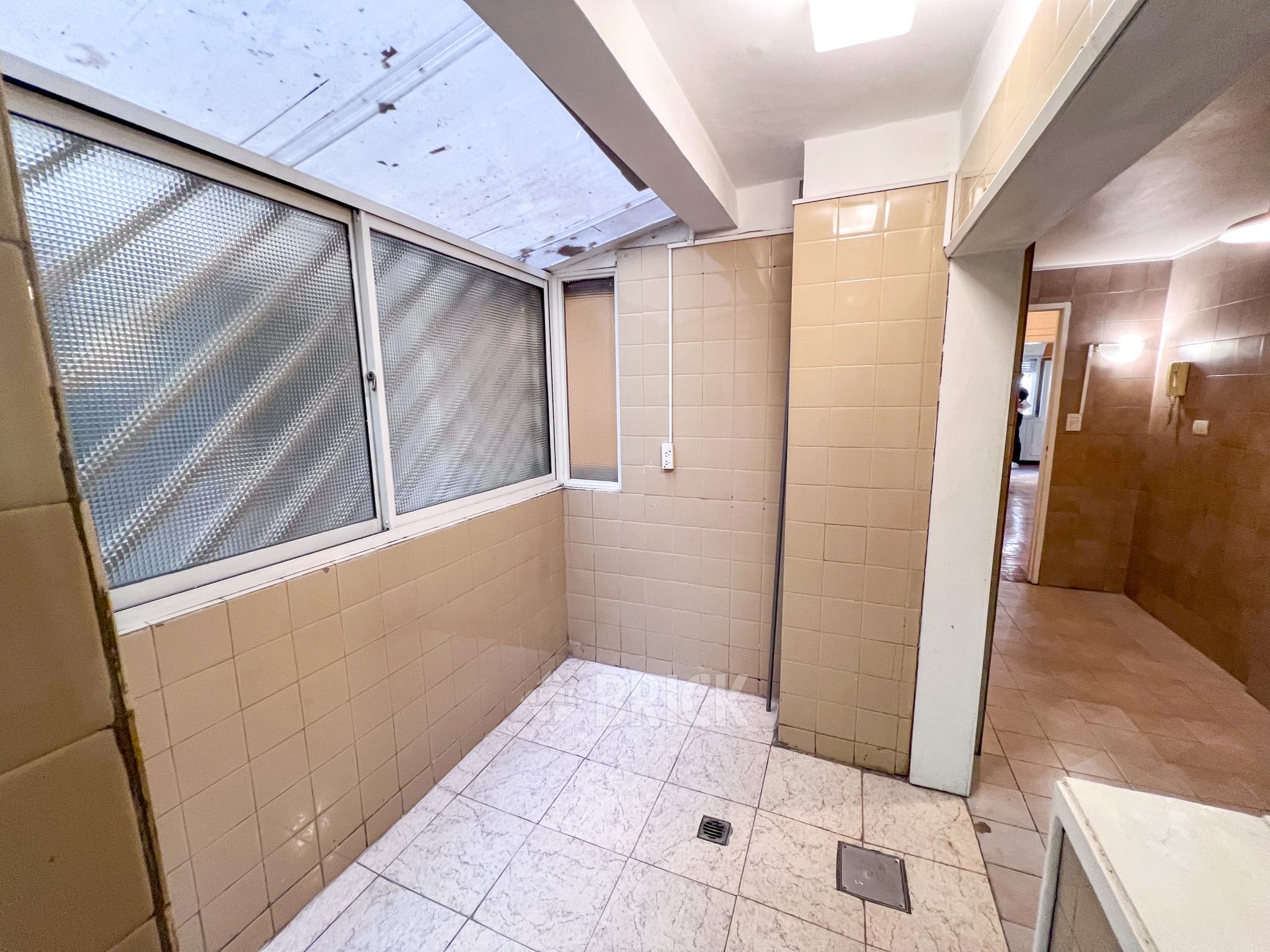 ZABALA al 2400 Piso 1 18