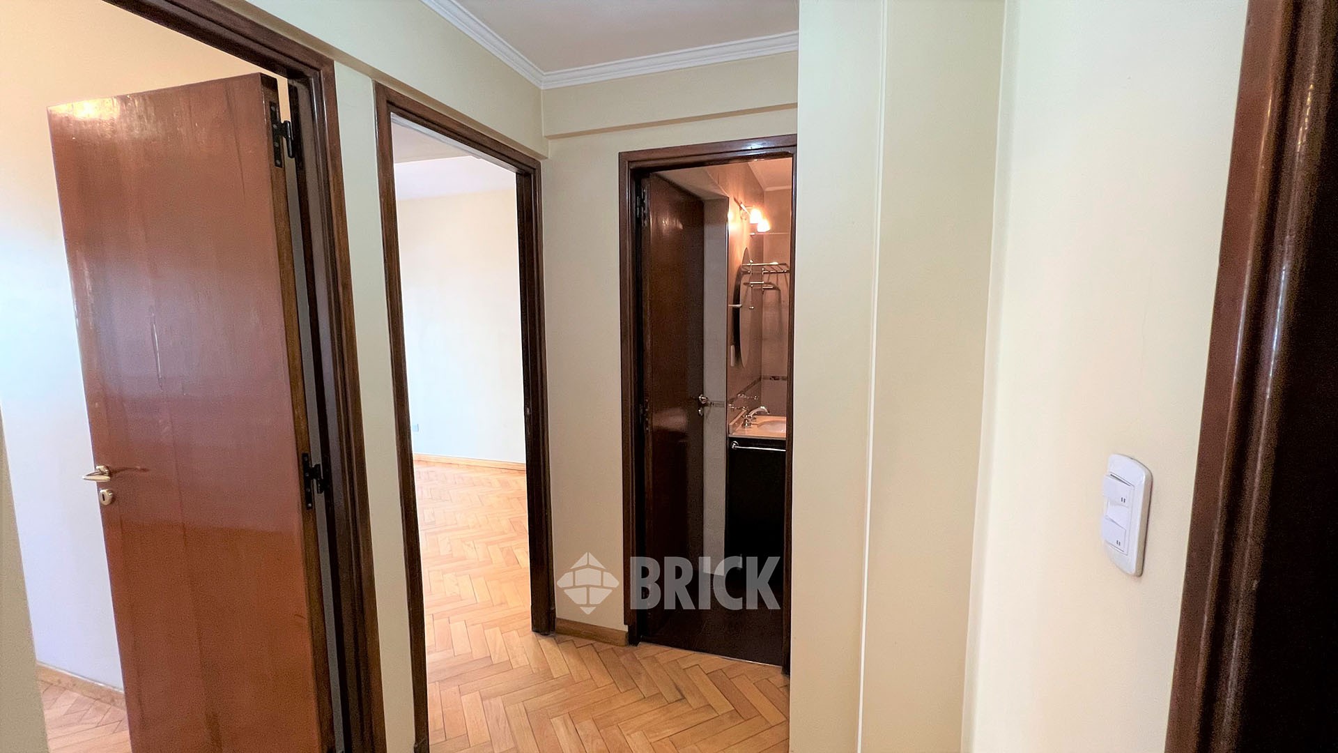 ACOYTE, AV. al 100 Piso 3 6