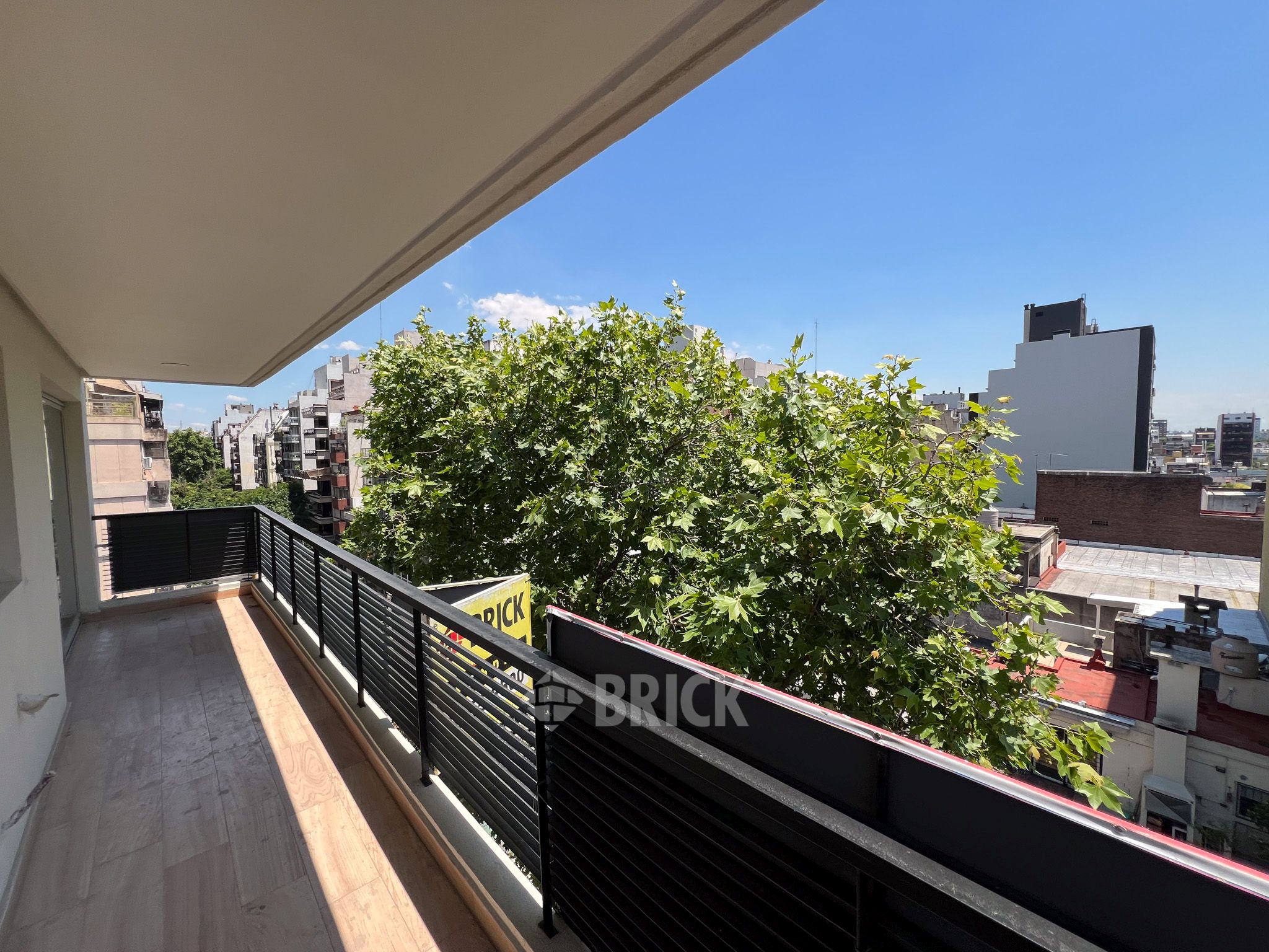 ALVAREZ, JULIAN al 700 Piso 6 11