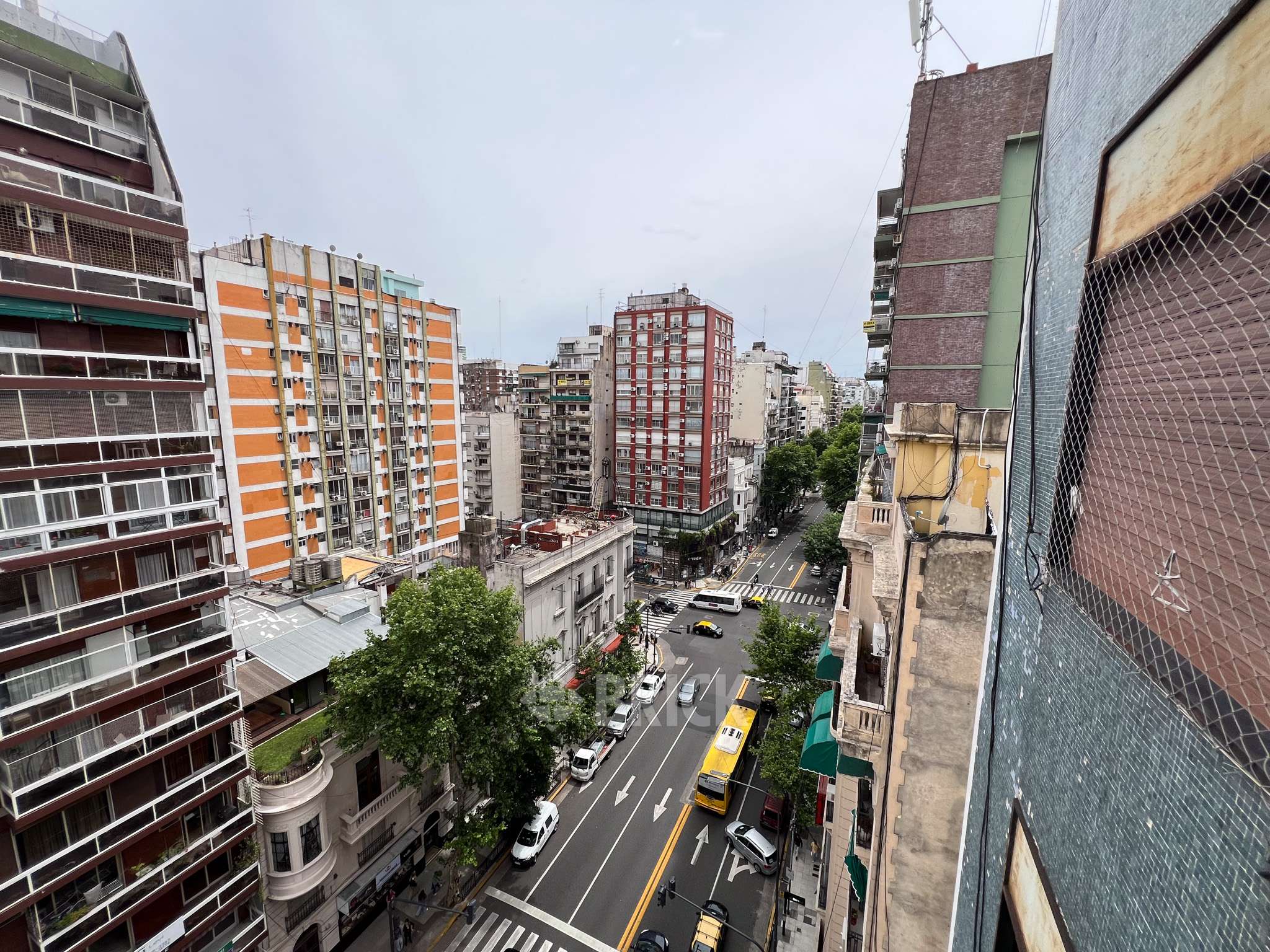 PUEYRREDON, AV. al 1300 Piso 9 5