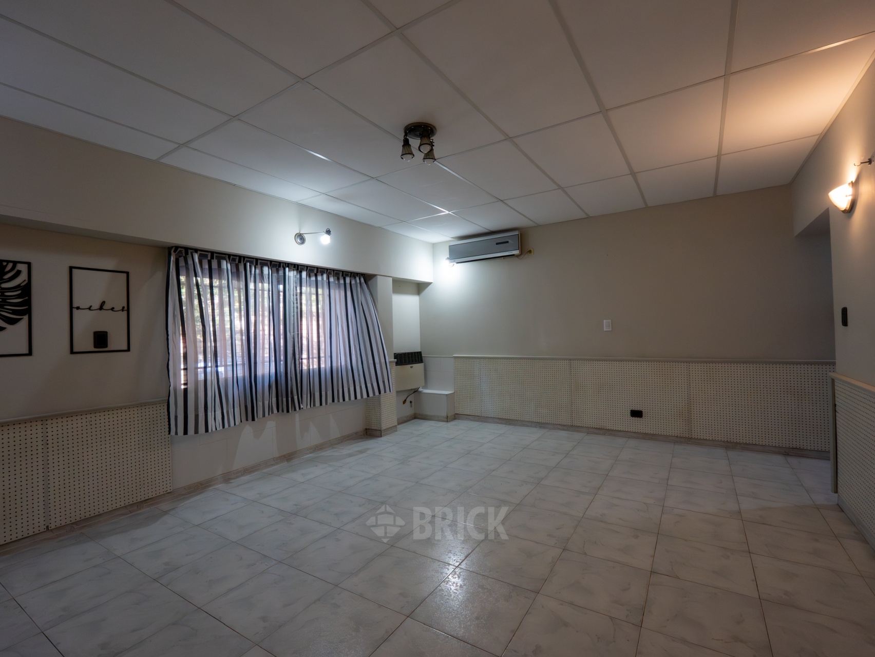 CUCHA CUCHA al 1700 Piso PB 1