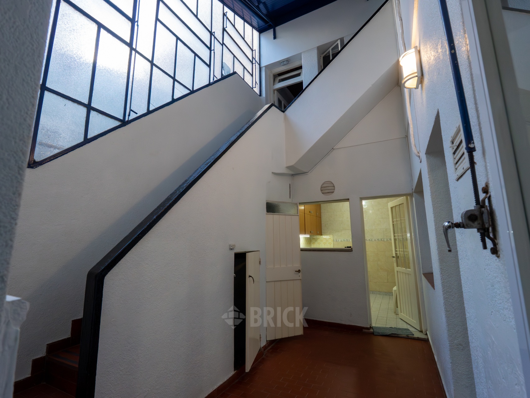 CUCHA CUCHA al 1700 Piso PB 14