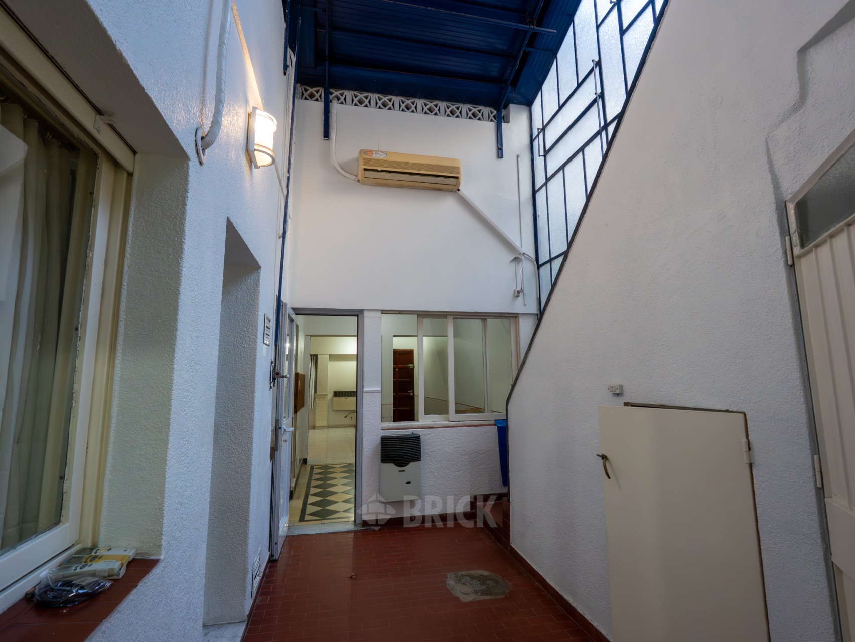 CUCHA CUCHA al 1700 Piso PB 15