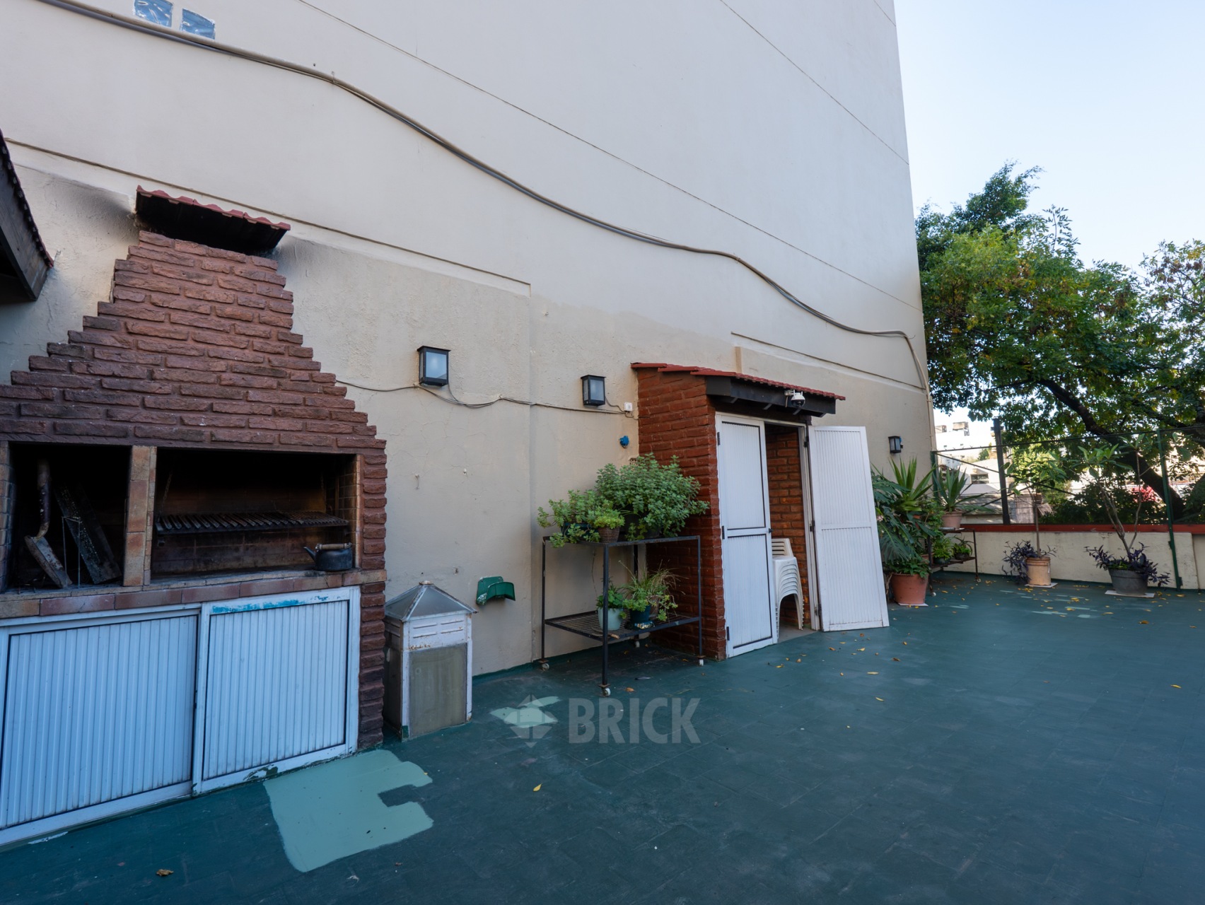 CUCHA CUCHA al 1700 Piso PB 23