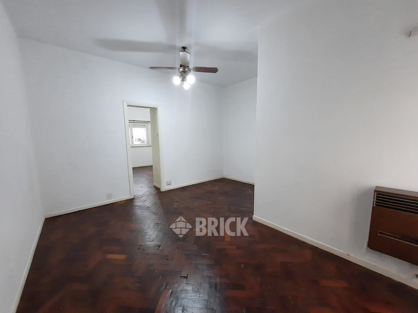 THAMES al 2300 Piso 3 6