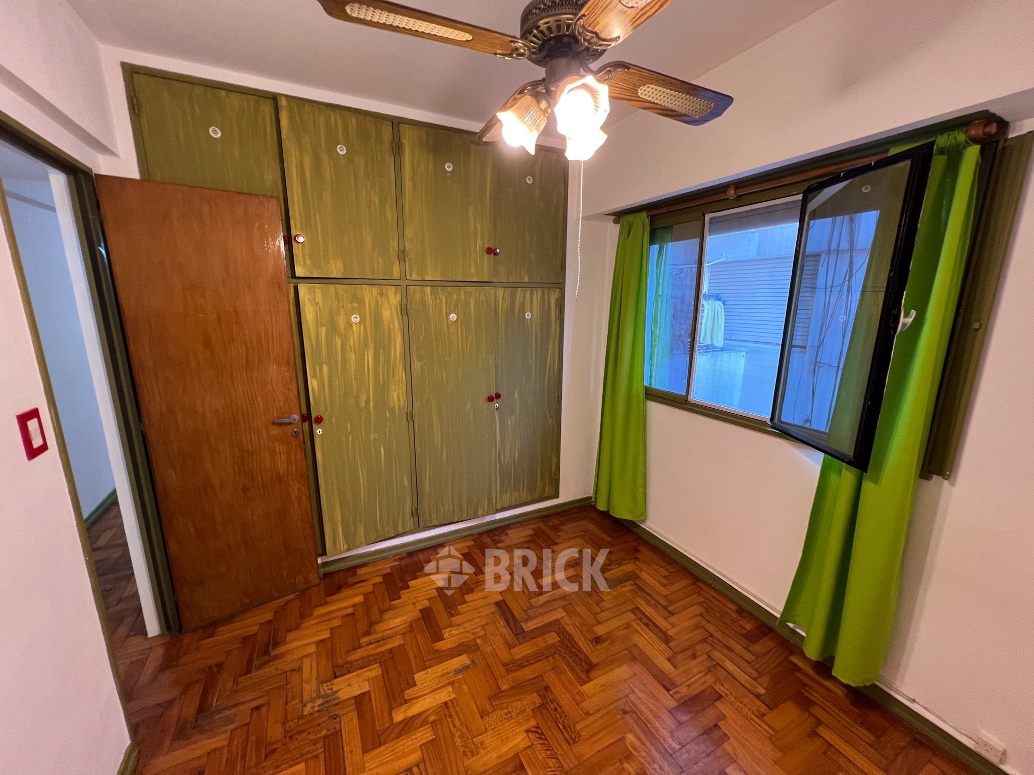 FRANKLIN al 2000 Piso 3 6