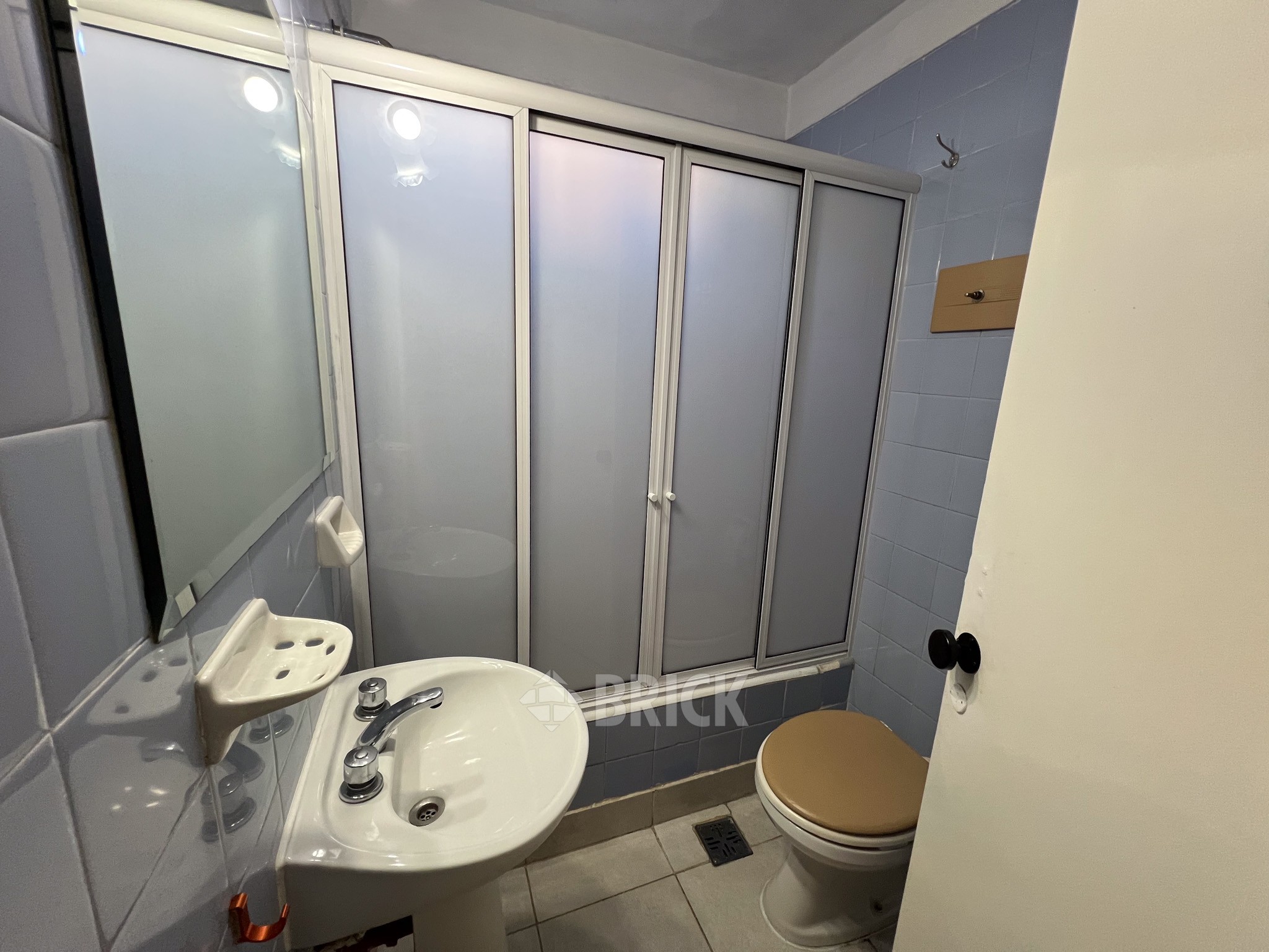 FRANKLIN al 2000 Piso 3 7