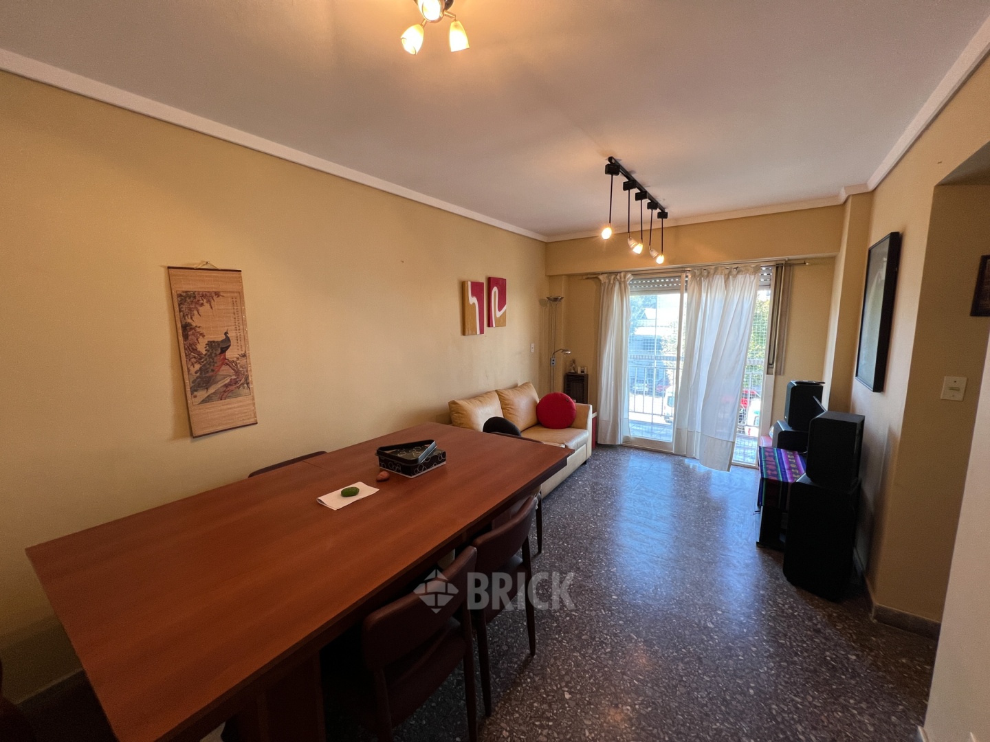 LAMARCA, EMILIO al 3300 Piso 2 1