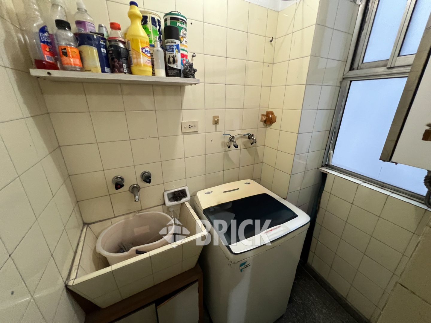 LAMARCA, EMILIO al 3300 Piso 2 10