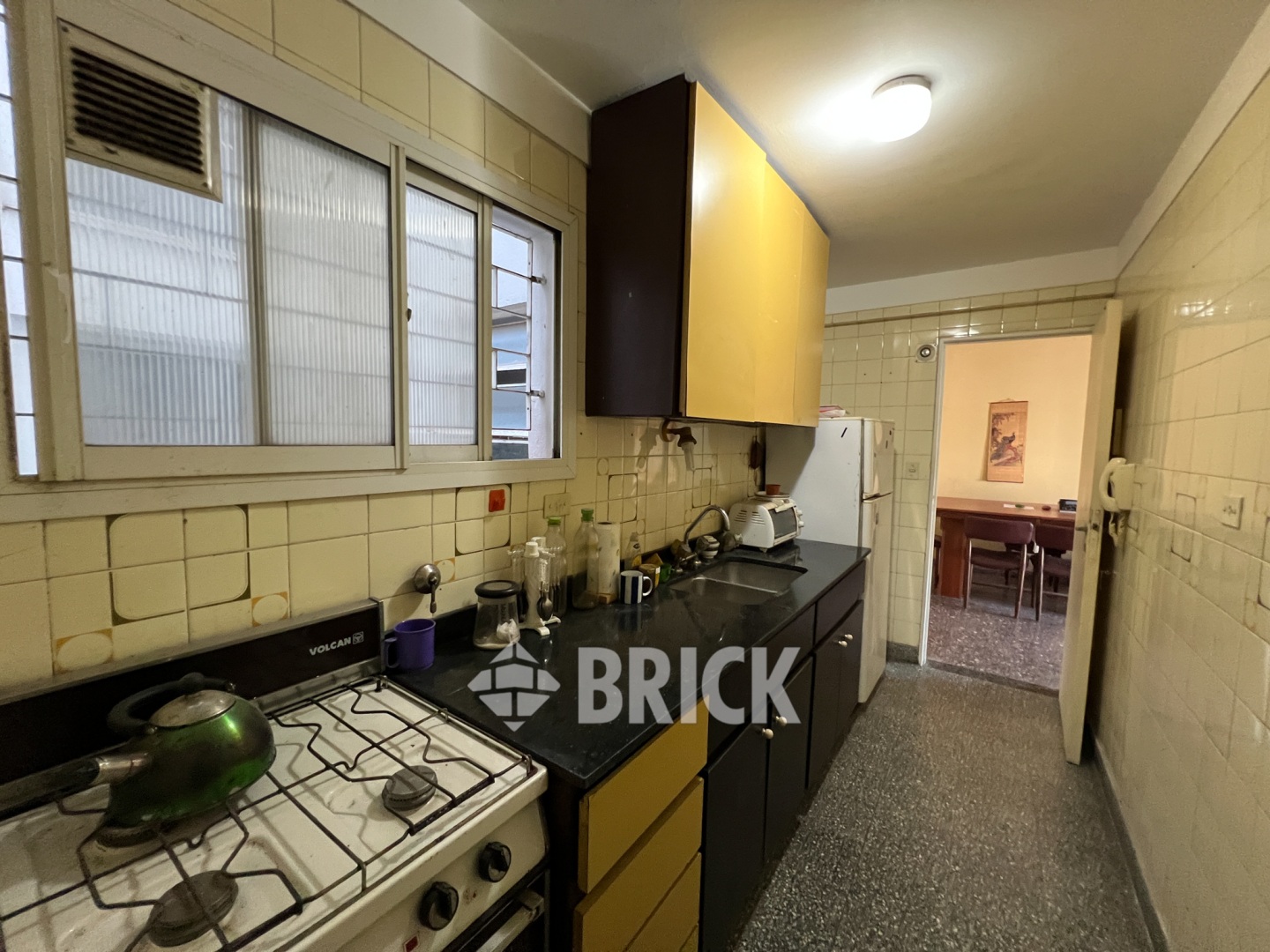 LAMARCA, EMILIO al 3300 Piso 2 11