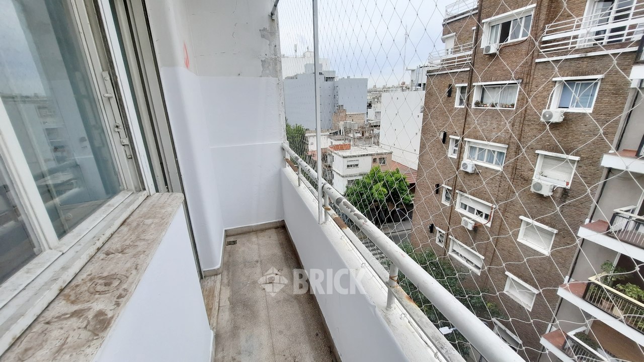 SOLIS al 1000 Piso 5 12