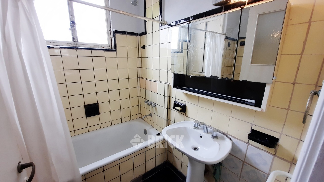 SOLIS al 1000 Piso 5 13