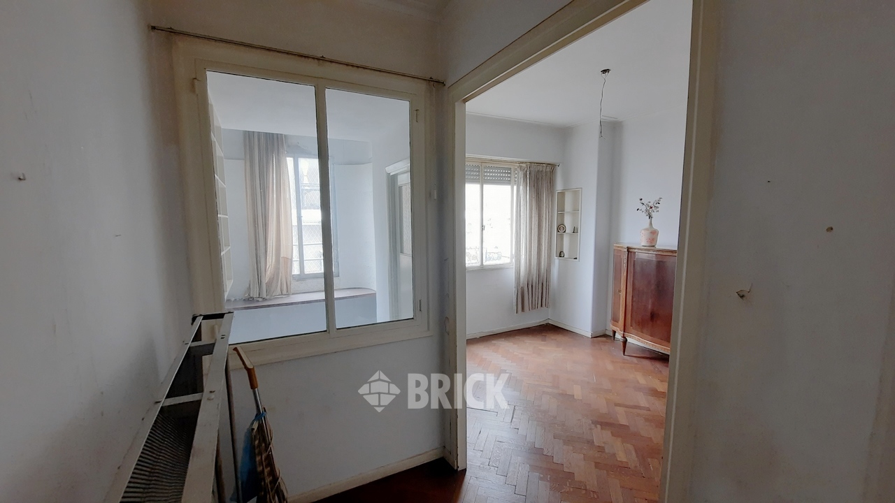 SOLIS al 1000 Piso 5 5