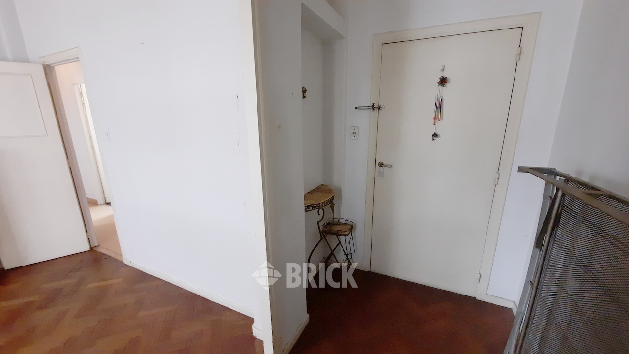 SOLIS al 1000 Piso 5 6