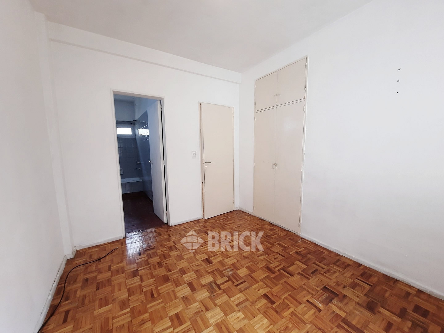 CHARCAS al 2500 Piso 10 6