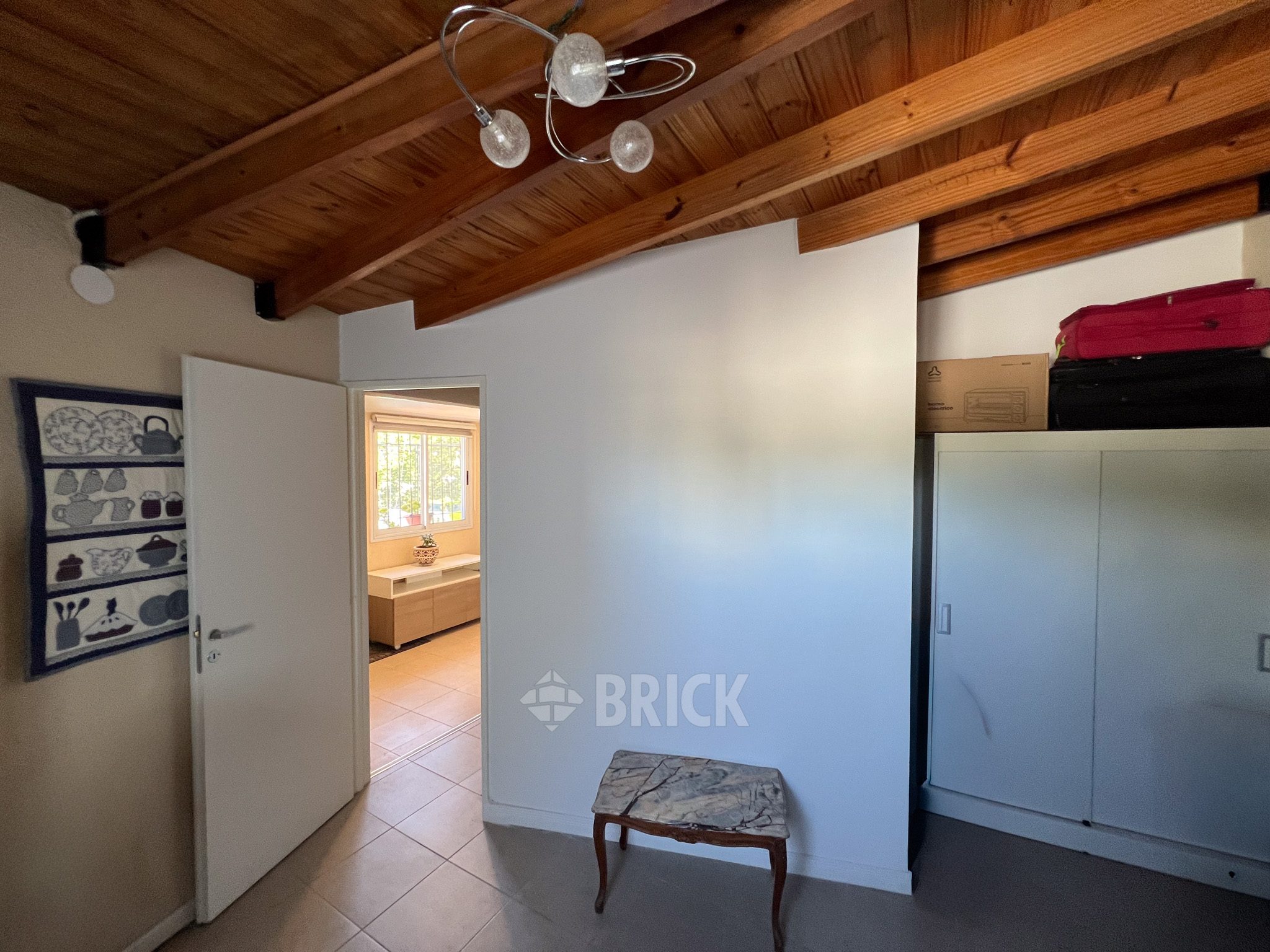 COMBATIENTES DE MALVINAS, AV. al 3700 Piso 1 18