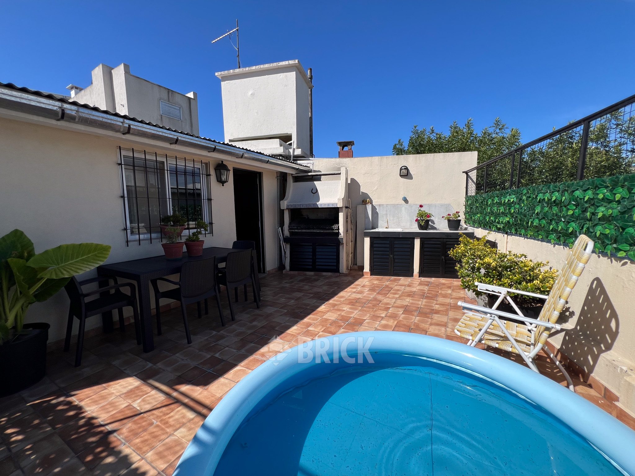 COMBATIENTES DE MALVINAS, AV. al 3700 Piso 1 26