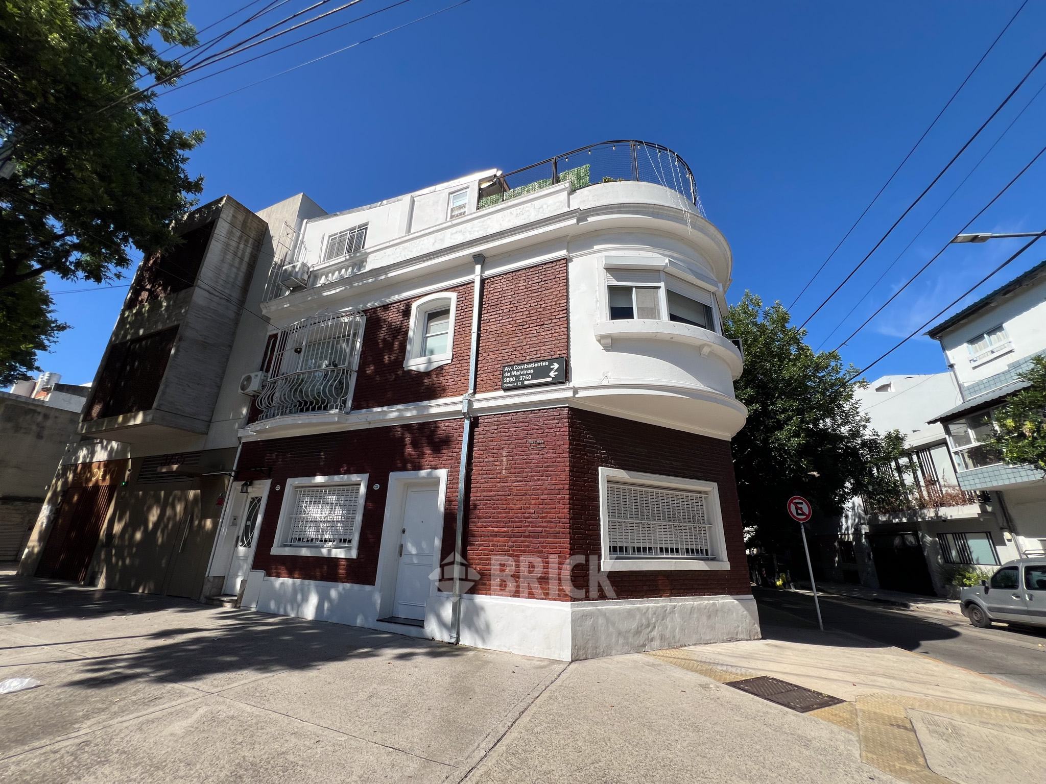 COMBATIENTES DE MALVINAS, AV. al 3700 Piso 1 31