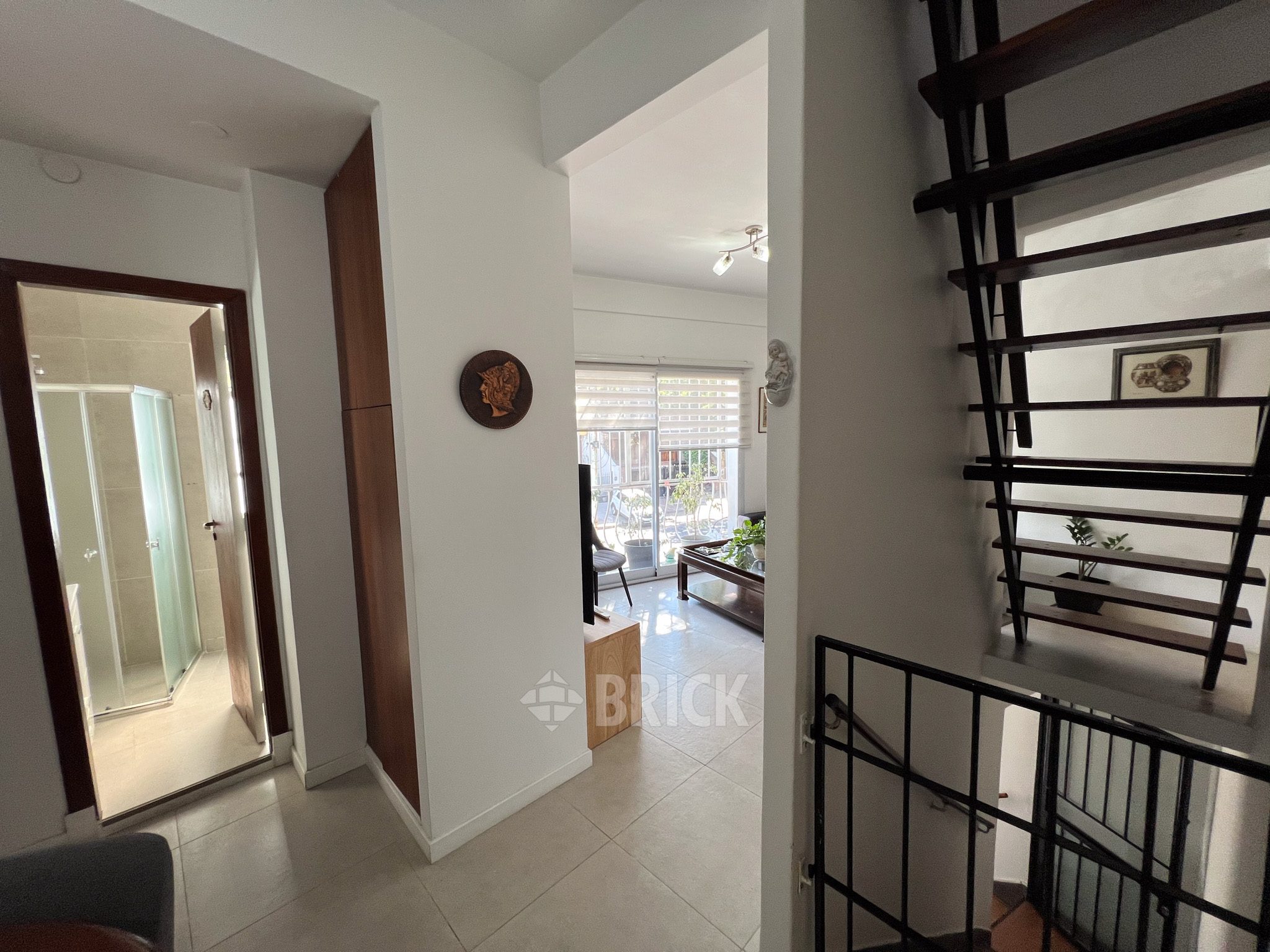 COMBATIENTES DE MALVINAS, AV. al 3700 Piso 1 7