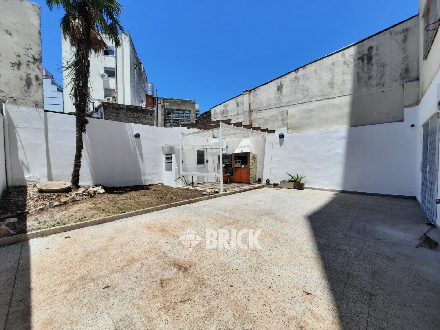 PAYSANDU al 1900 Piso PB 7