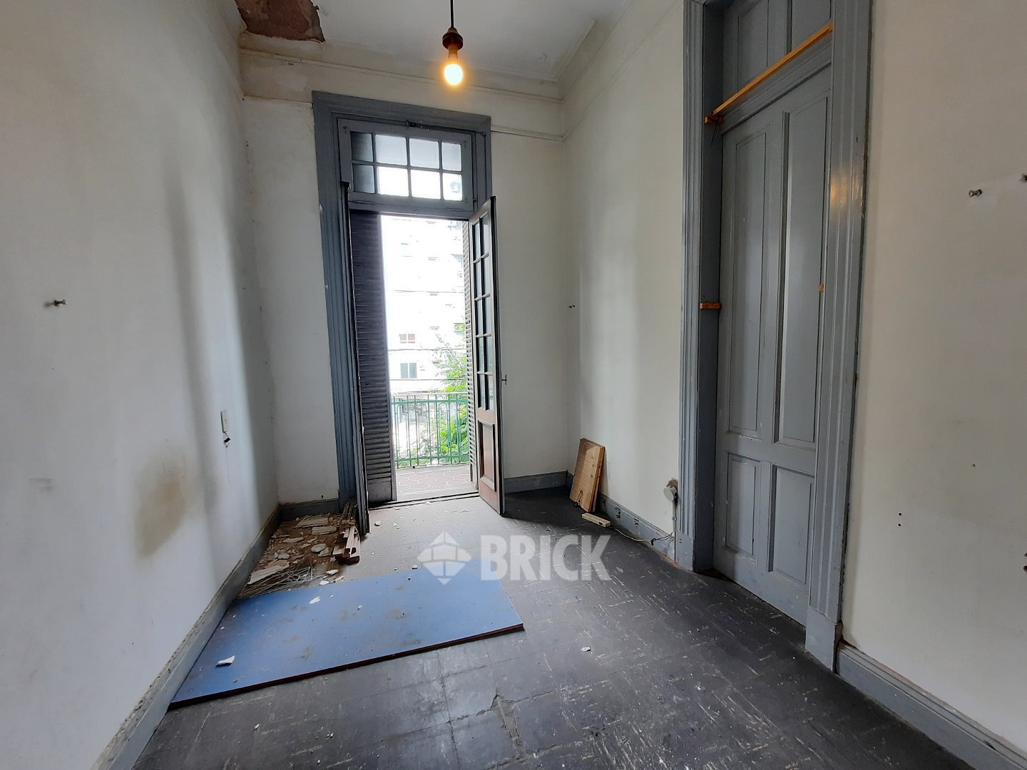 ALVAREZ THOMAS, AV. al 700 40