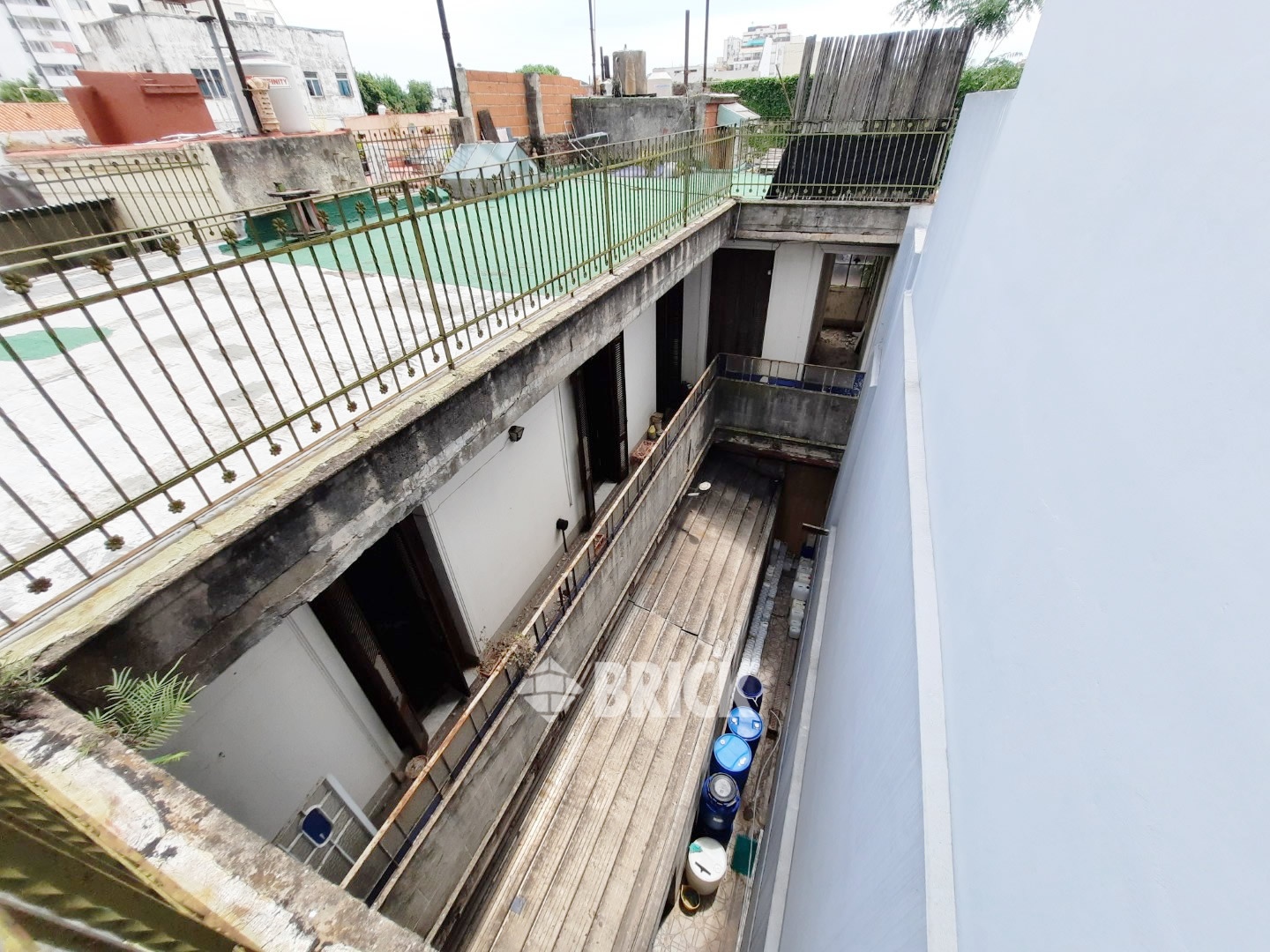 ALVAREZ THOMAS, AV. al 700 70