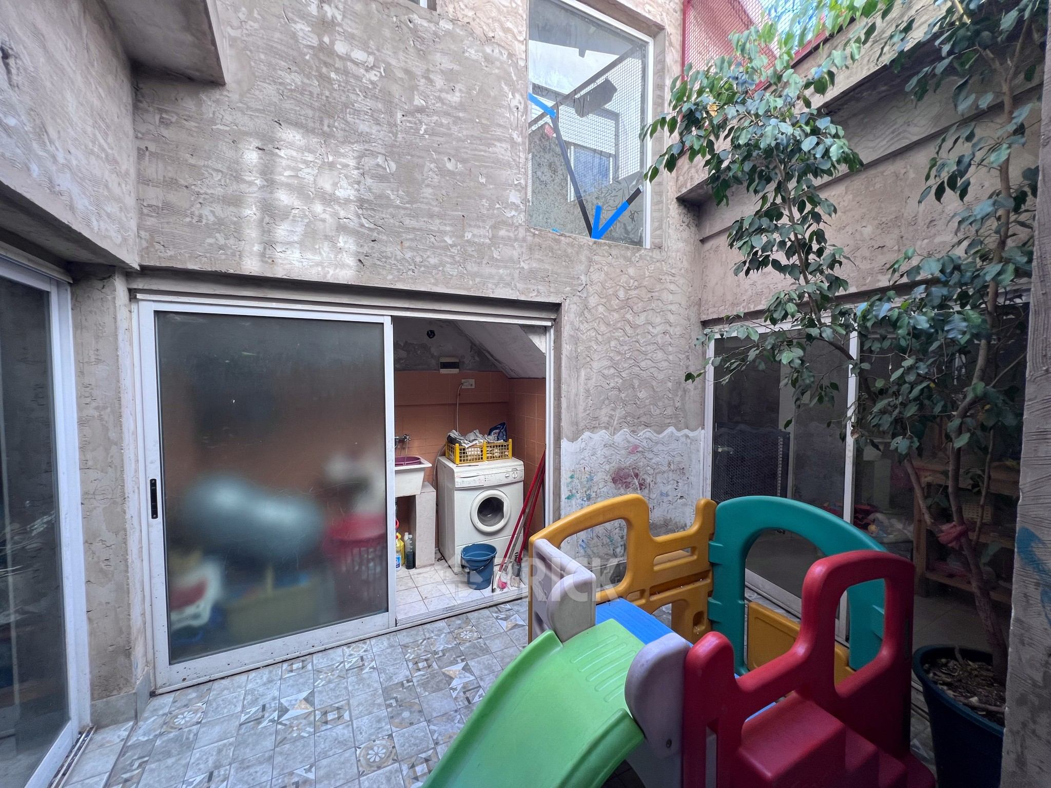 PRIMERA JUNTA al 3800 Piso PB 11