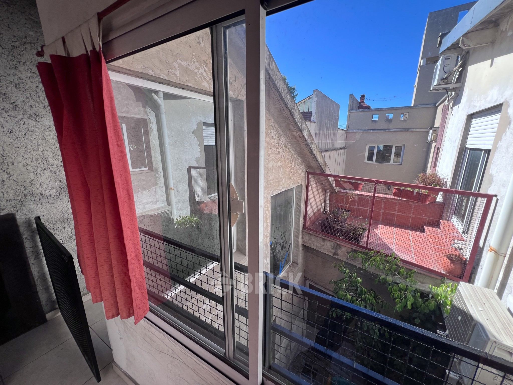 PRIMERA JUNTA al 3800 Piso PB 16