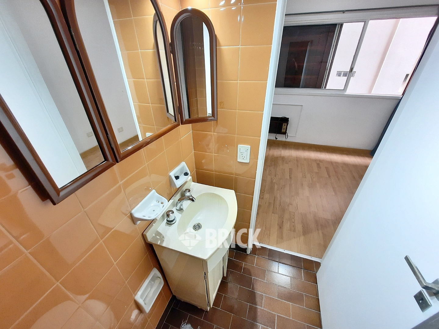 TUCUMAN al 3700 Piso 3 12