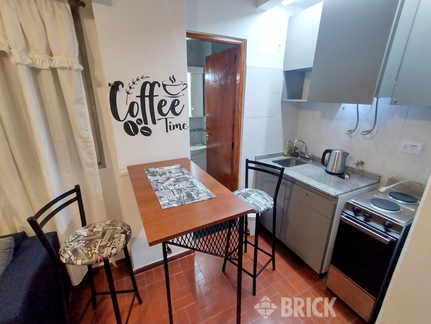 SUIPACHA al 600 Piso 2 7