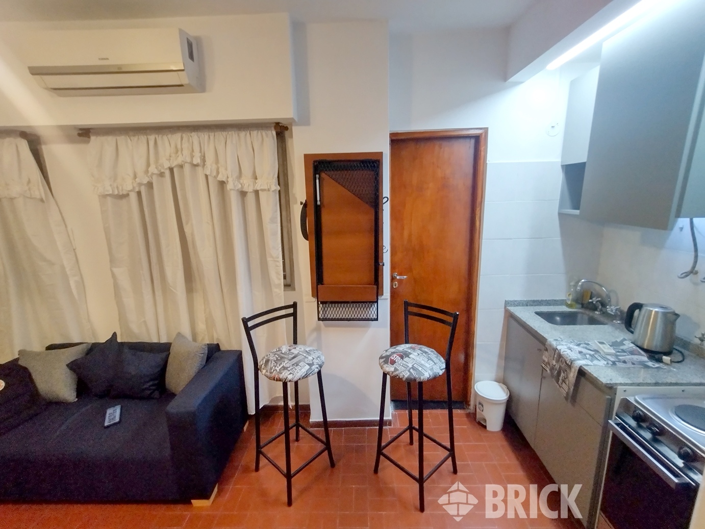 SUIPACHA al 600 Piso 2 8