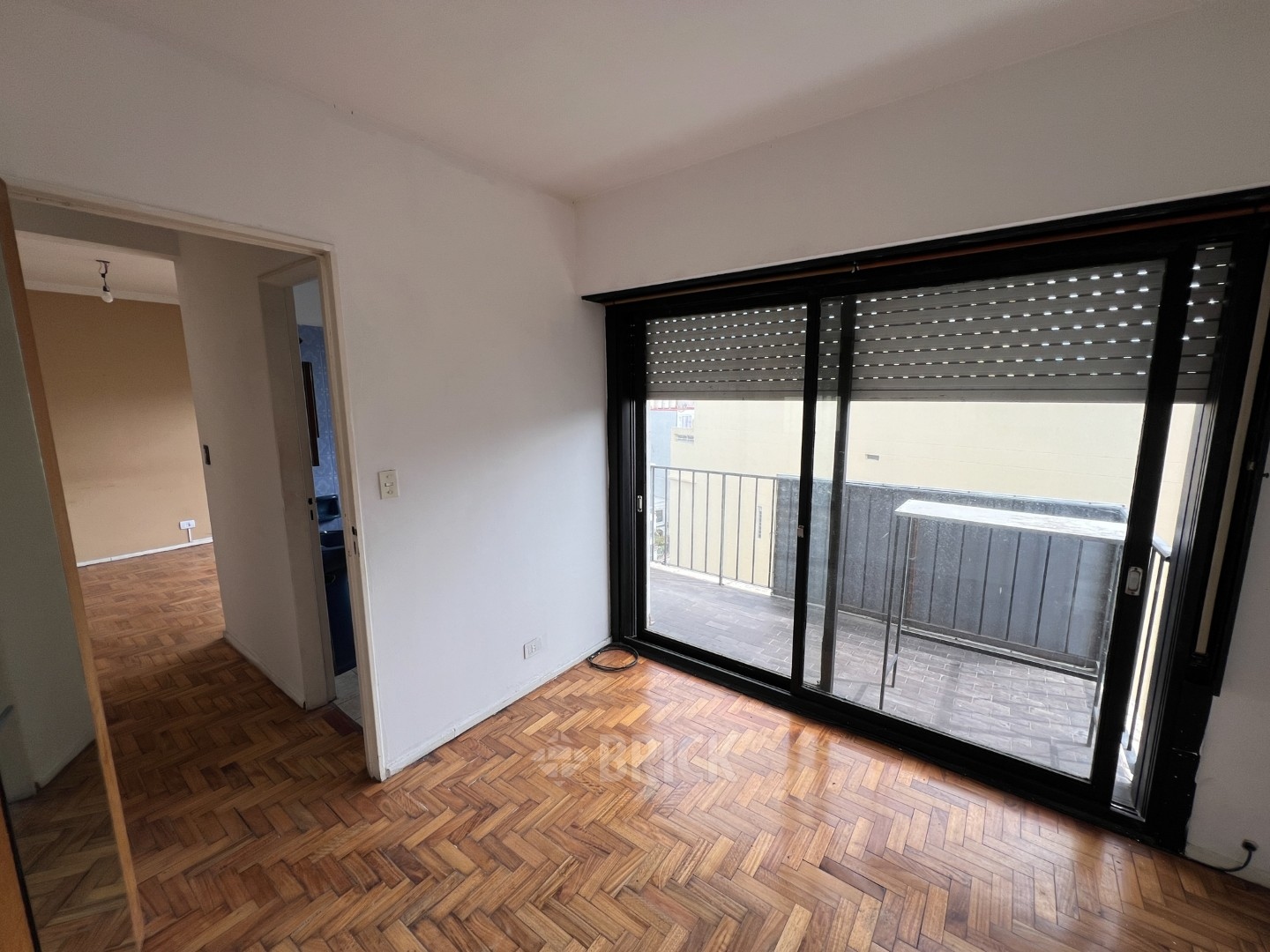 BILLINGHURST al 1200 Piso 9 10