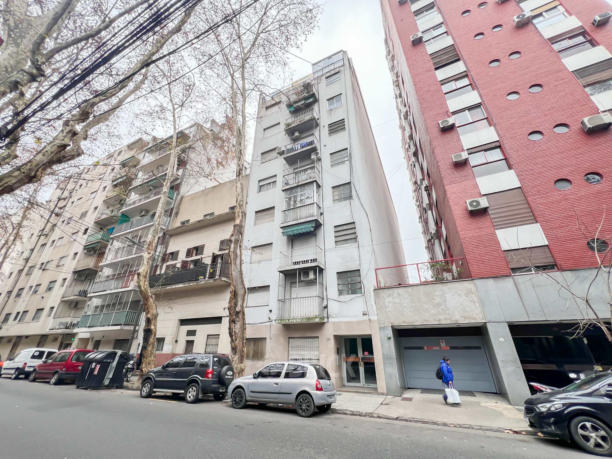 COLOMBRES al 100 Piso 8 15