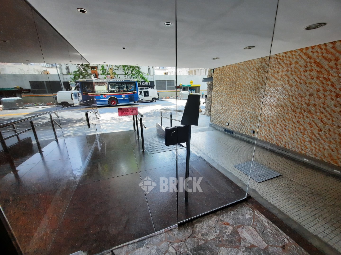 PUEYRREDON, AV. al 1300 Piso 9 21