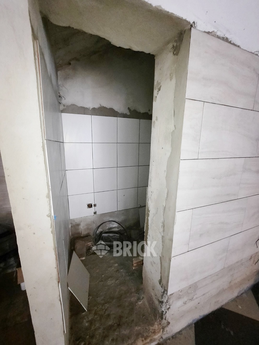 YRIGOYEN, HIPOLITO, AV. al 6600 14