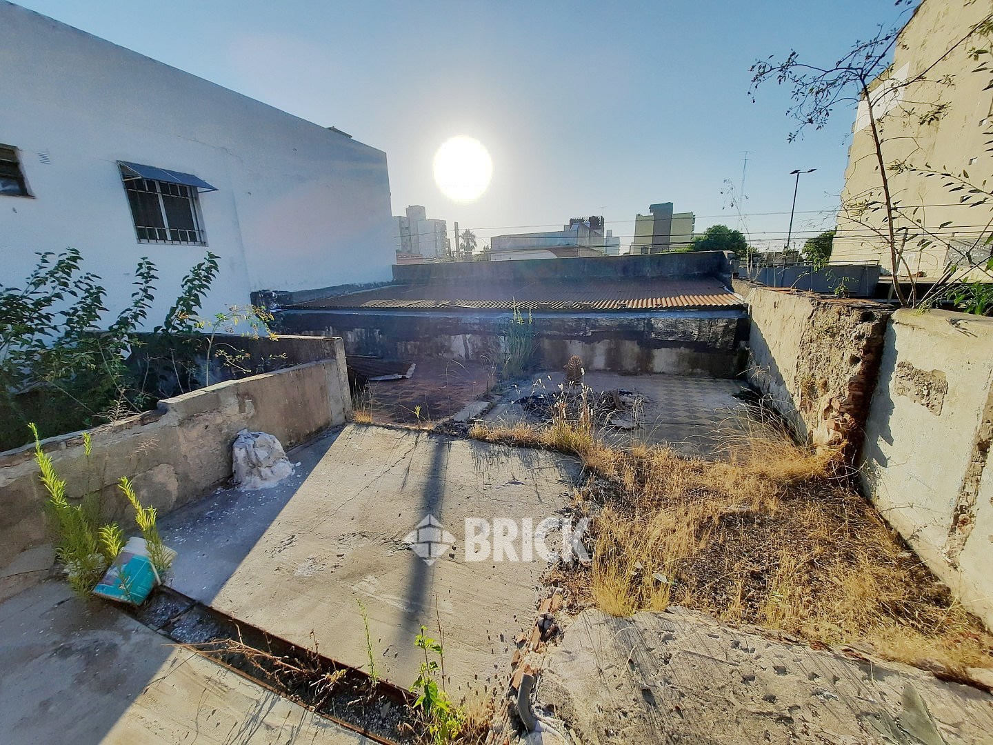 YRIGOYEN, HIPOLITO, AV. al 6600 21