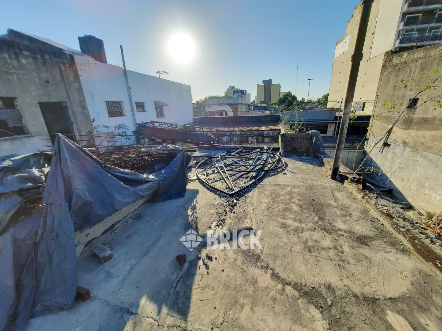 YRIGOYEN, HIPOLITO, AV. al 6600 23