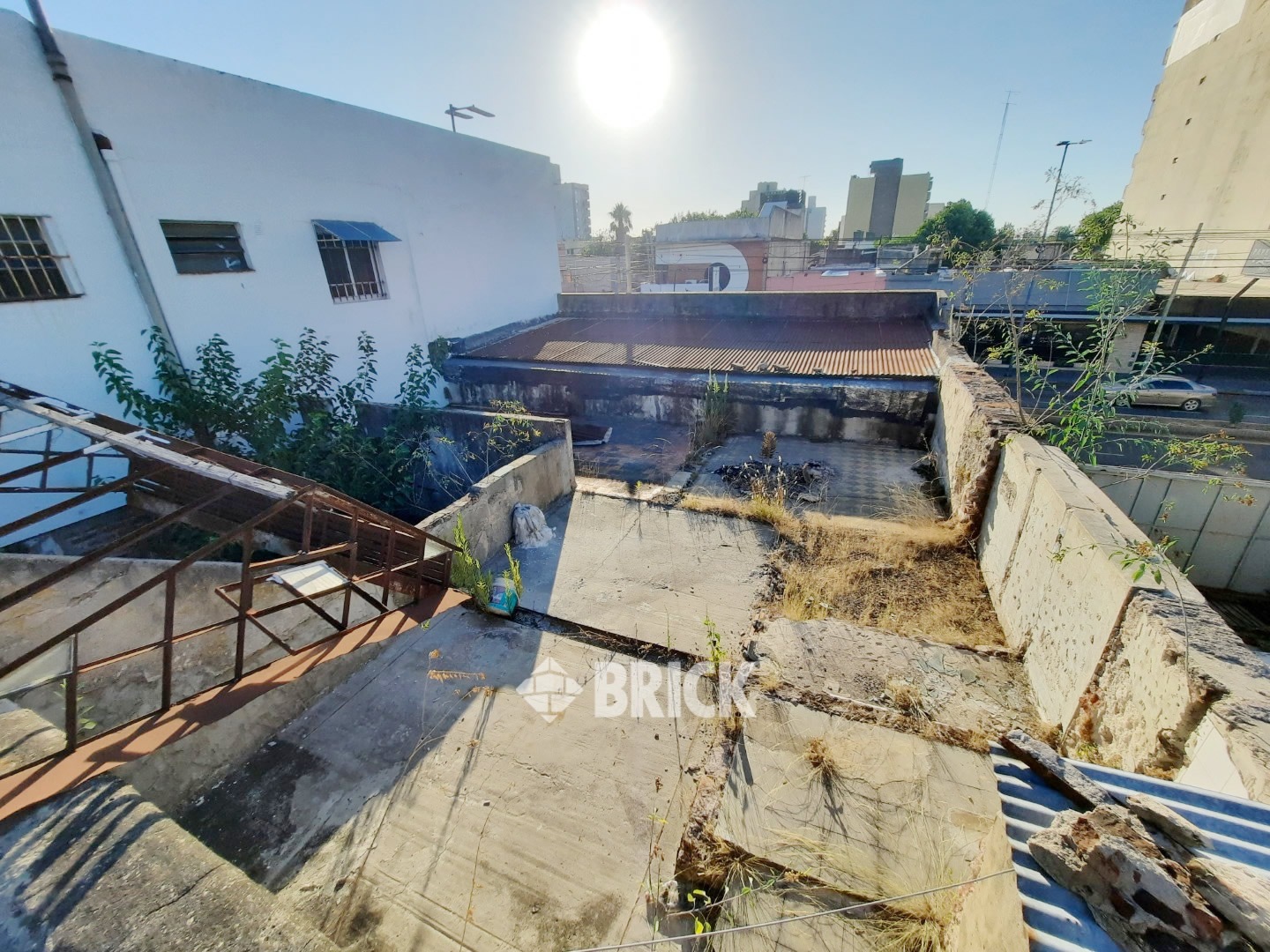 YRIGOYEN, HIPOLITO, AV. al 6600 24