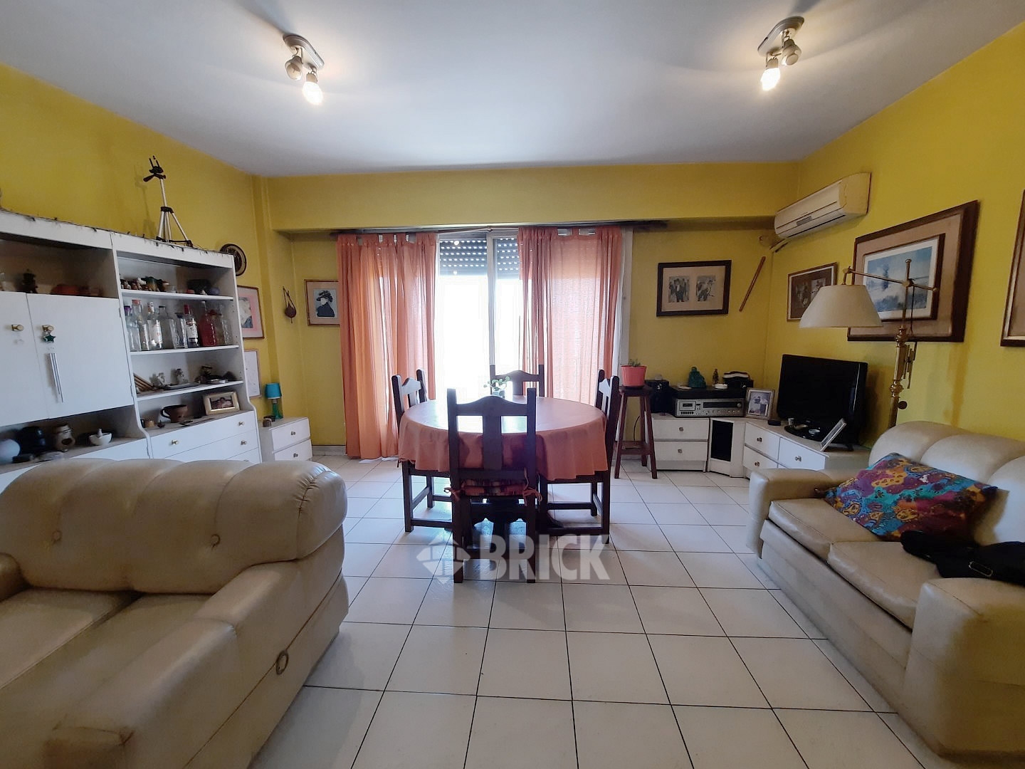 JUJUY, AV. al 100 Piso 8 3