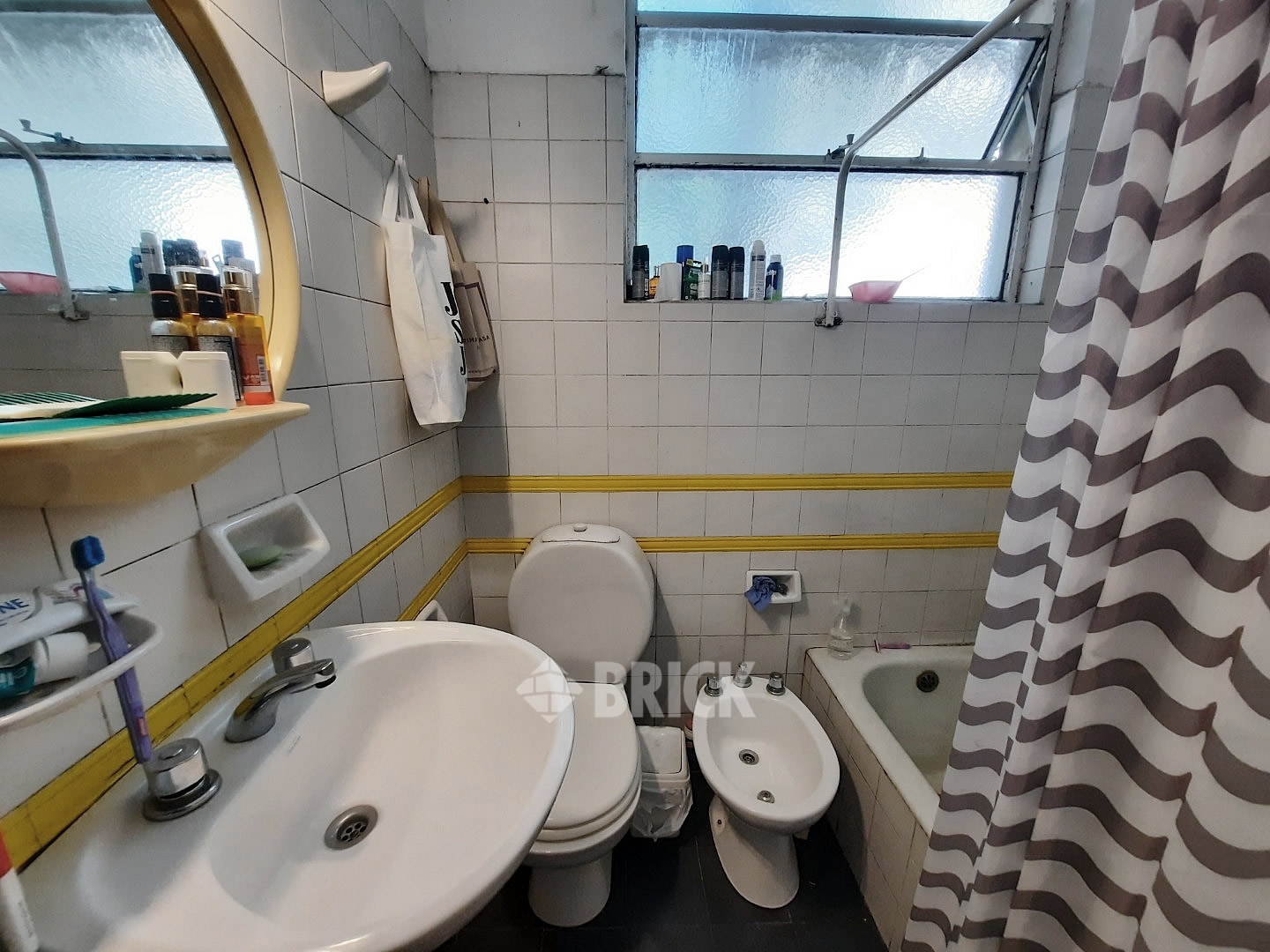 ZAPATA al 100 Piso 1 12