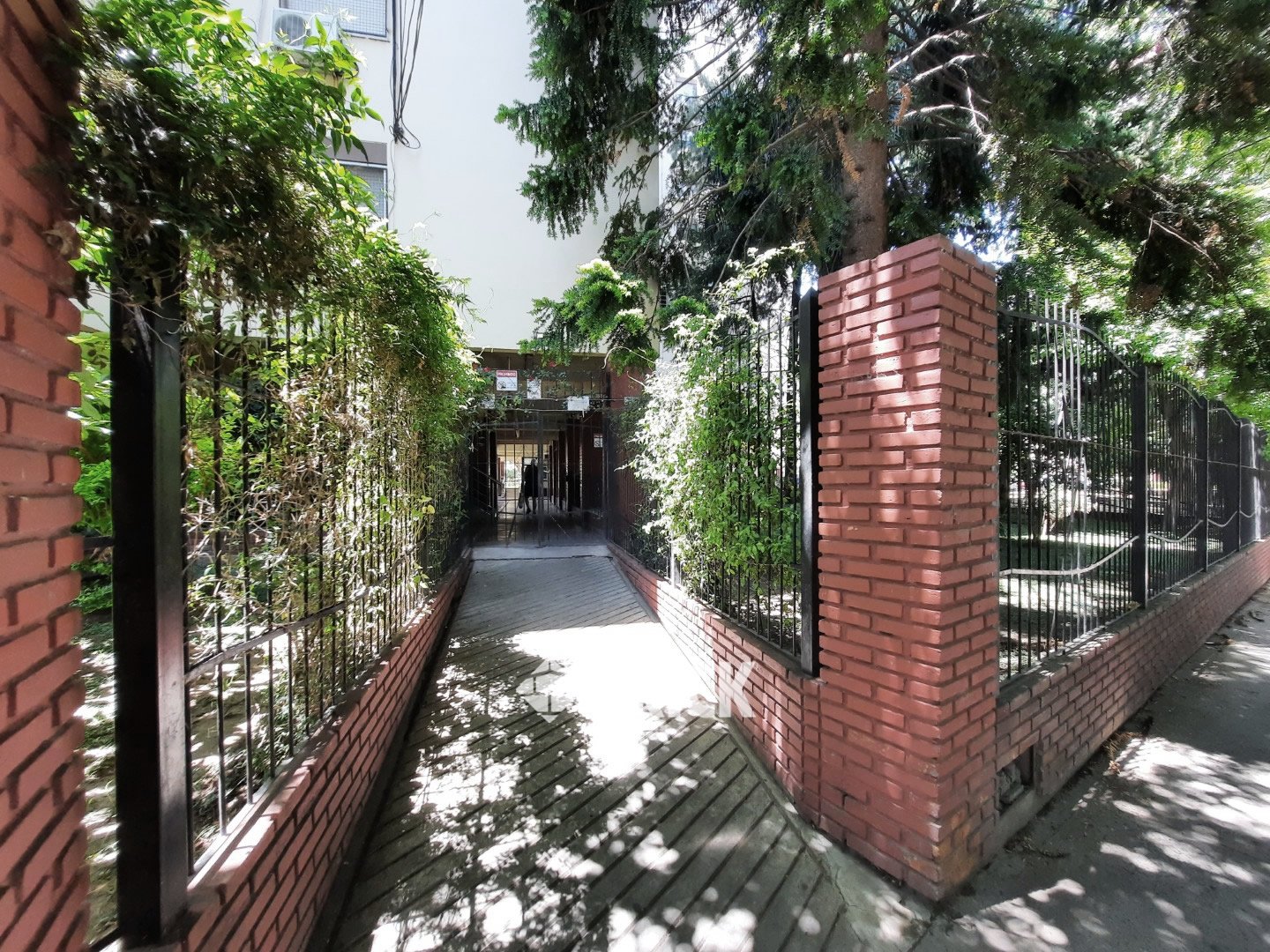 DUMONT, SANTOS al 3300 Piso 8 42