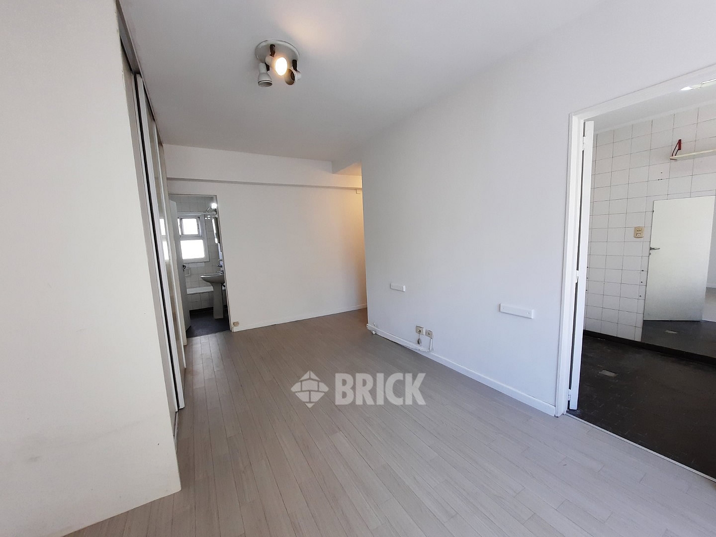 CORDOBA, AV. al 2900 Piso 10 6