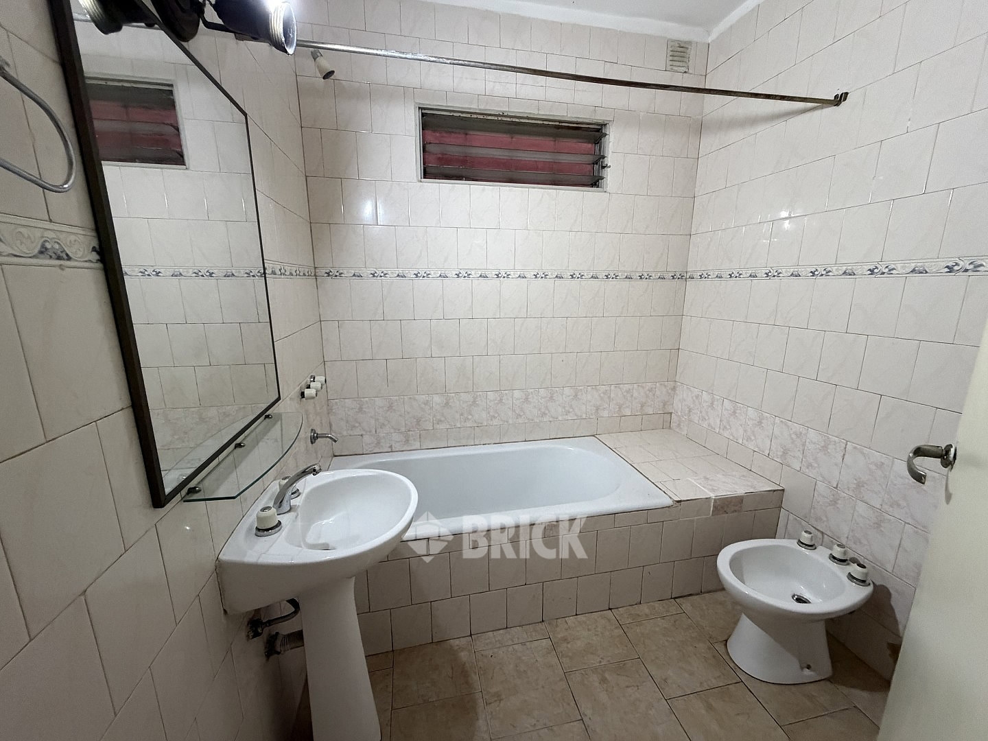 RODRIGUEZ, MARTIN al 700 Piso 1 14