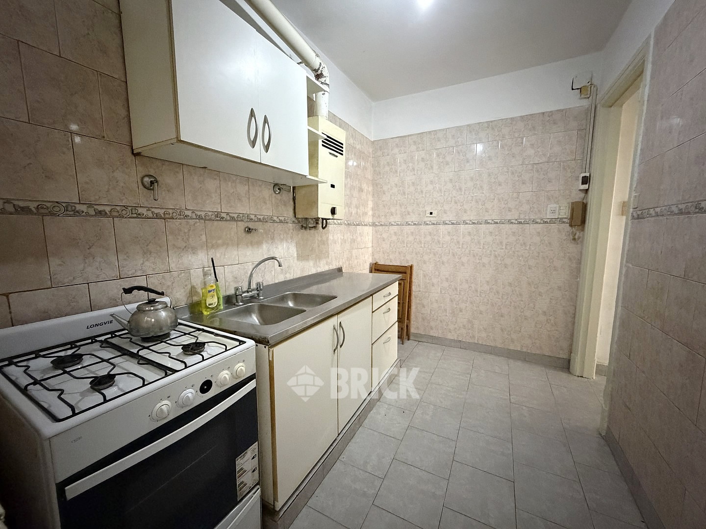 RODRIGUEZ, MARTIN al 700 Piso 1 18