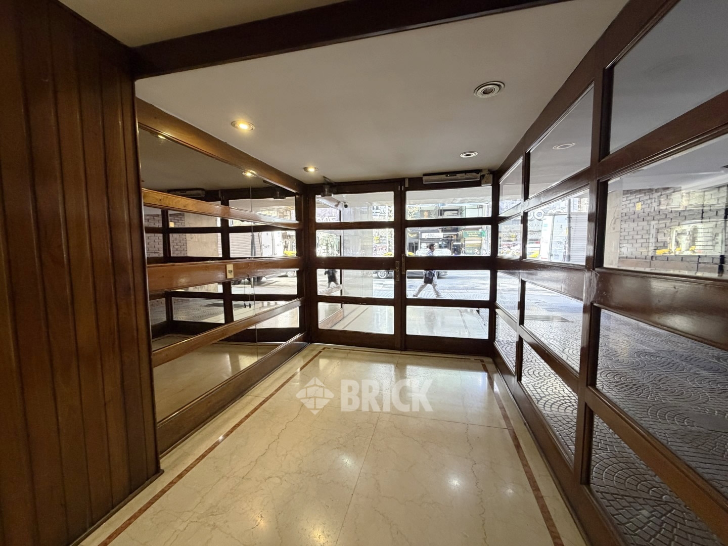 PUEYRREDON, AV. al 1300 Piso 8 28