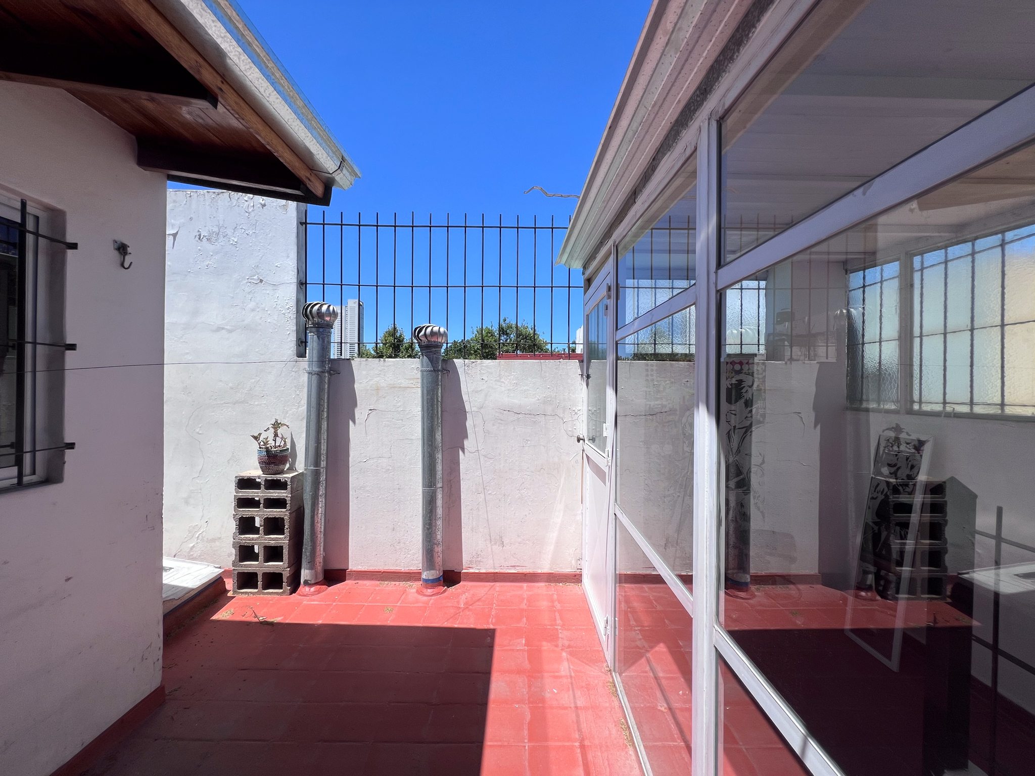 COSTA RICA al 5900 Piso PB 16