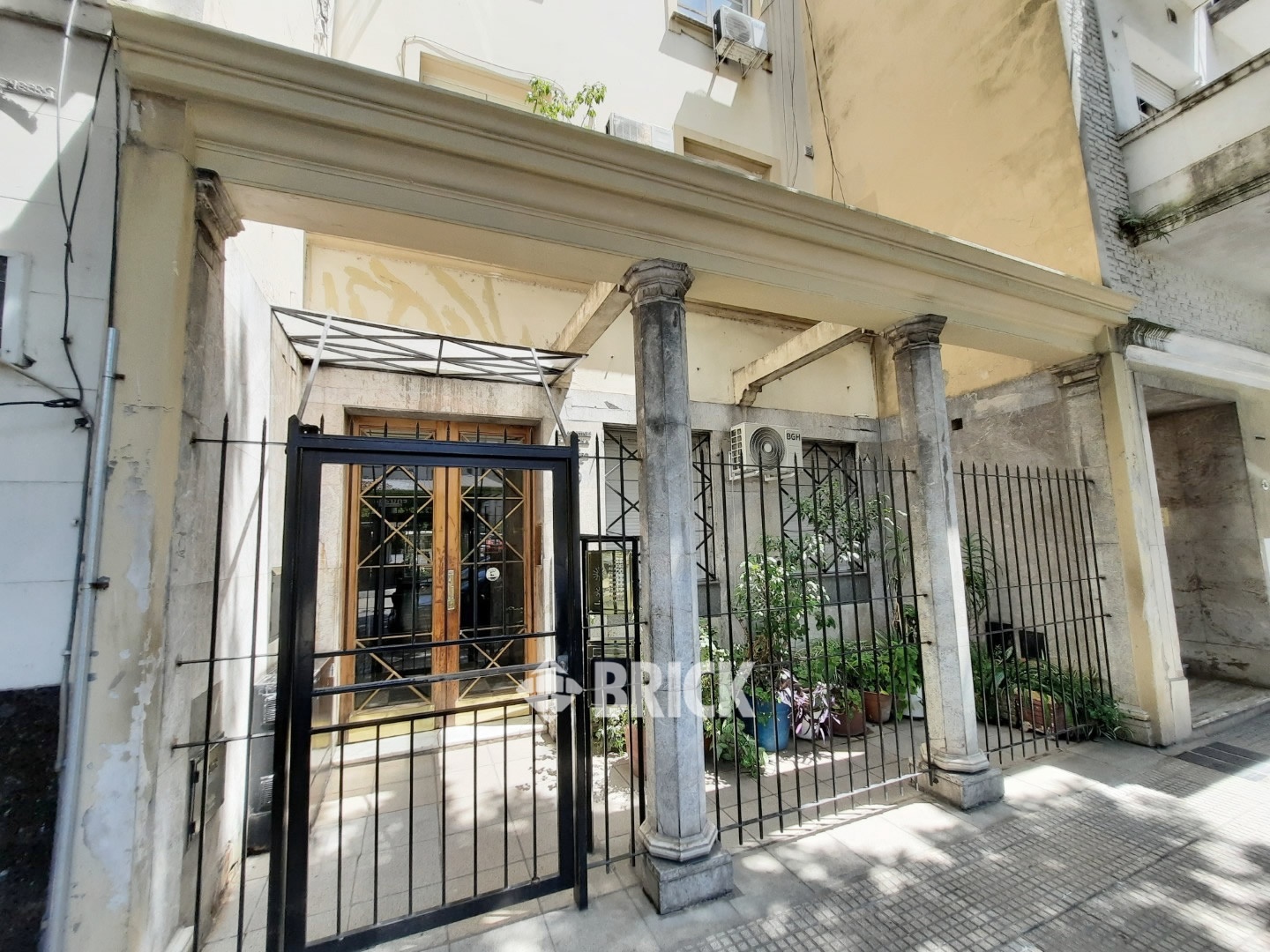 AZCUENAGA al 900 Piso 3 27